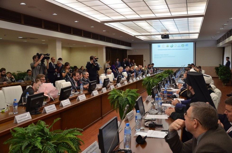 ����� � ���������������� ����: �������� ������ �������� � ������� ������� ��� ������ ������������� ���������������