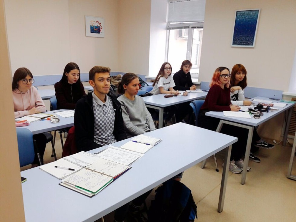 �������� ��������� ������������� ��������� ������� ������� ����������� ���� � ��������� ��������