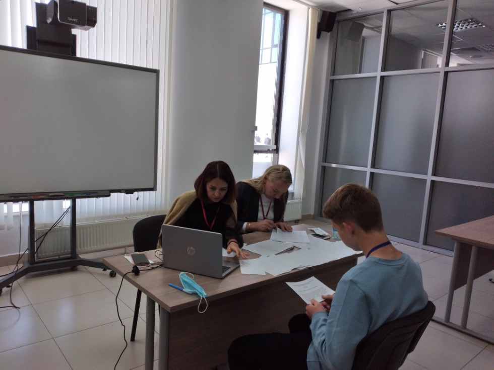 ���� ��� ������ ������� � ���������� ������������� ��������� �� �������� �����