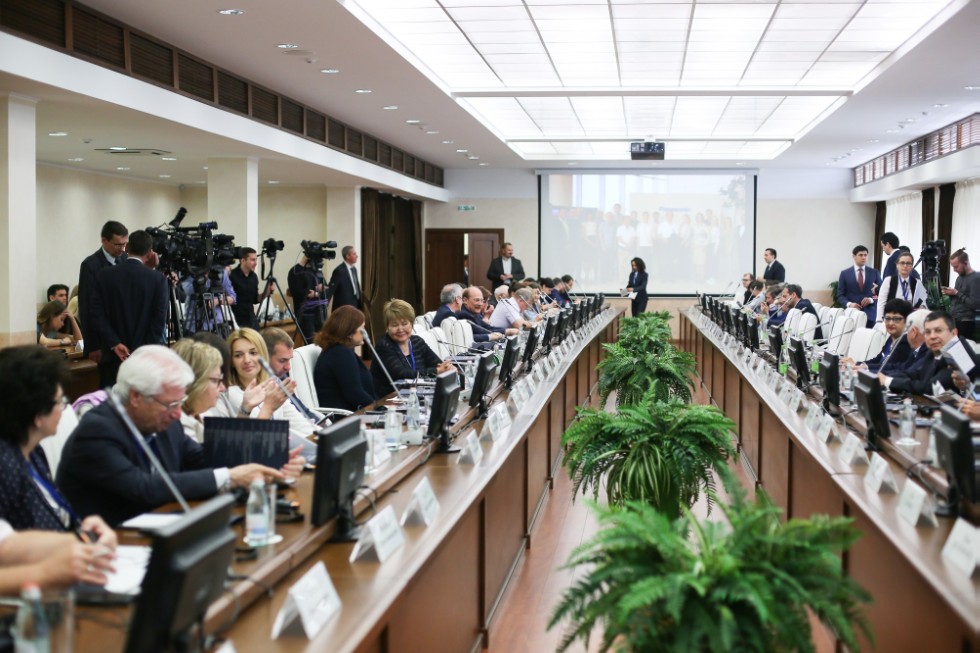 Modern Business Schools in the Era of Disruptive Technologies Conference Modern Business Schools in the Era of Disruptive Technologies Conference