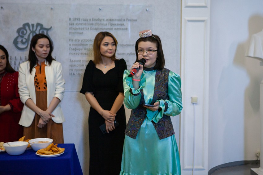 Навруз отпраздновали в Елабужском институте КФУ Навруз отпраздновали в Елабужском институте КФУ