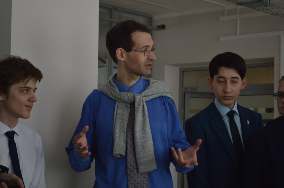 ����� ��������� ���� ������������� 