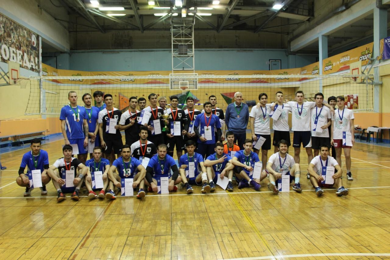 Кубок по волейболу Спартакиады учащихся КФУ остаётся в Елабужском институте Кубок по волейболу Спартакиады учащихся КФУ остаётся в Елабужском институте