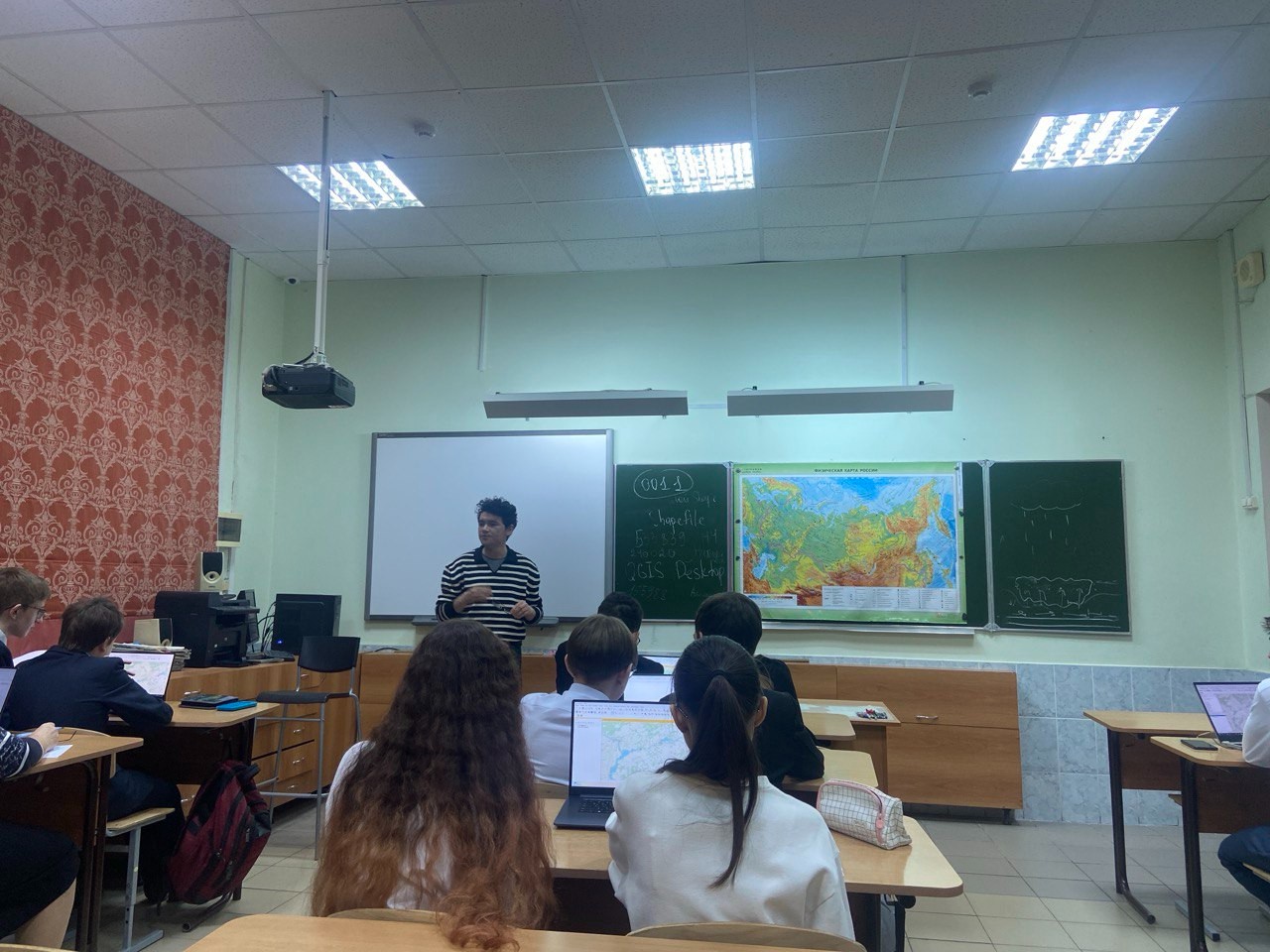 Неделя географии и биологии в Лицее №131 Неделя географии и биологии в Лицее №131