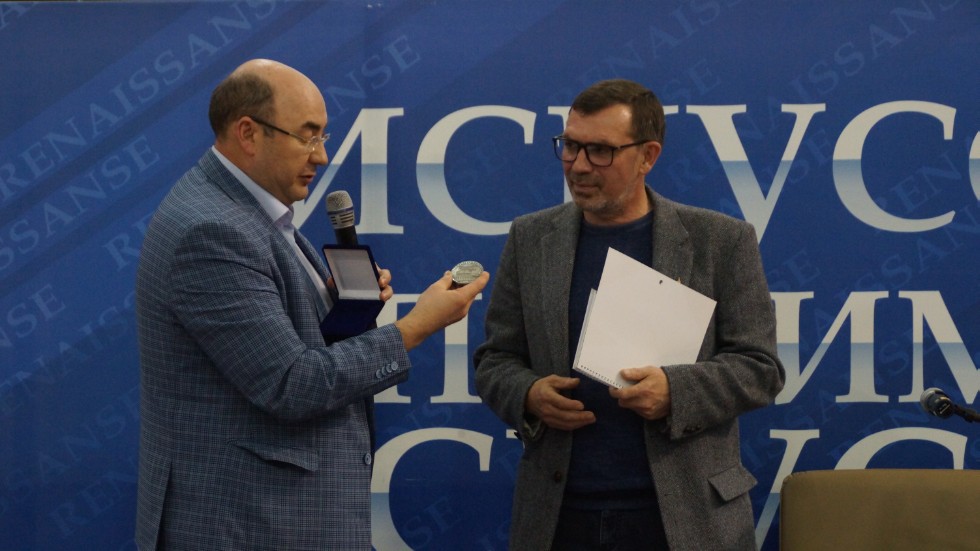 �����������