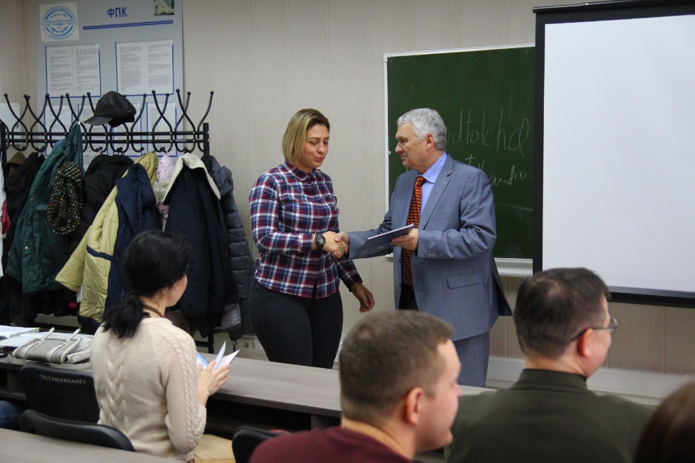 ����� ��������� ������������ 