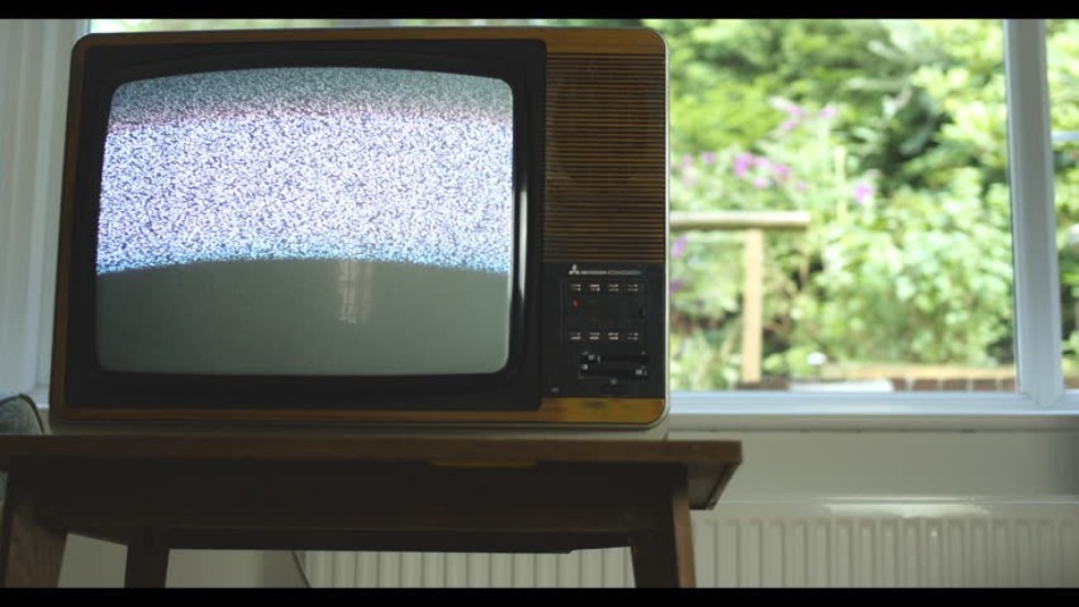 Телевизор аналоговый сигнал. Analogue TV. Analog TV.