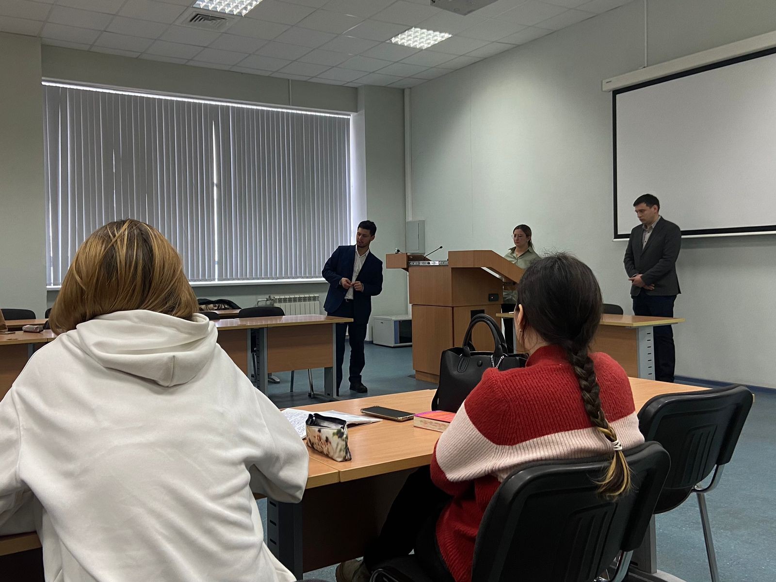 Встреча с представителями компании Встреча с представителями компании