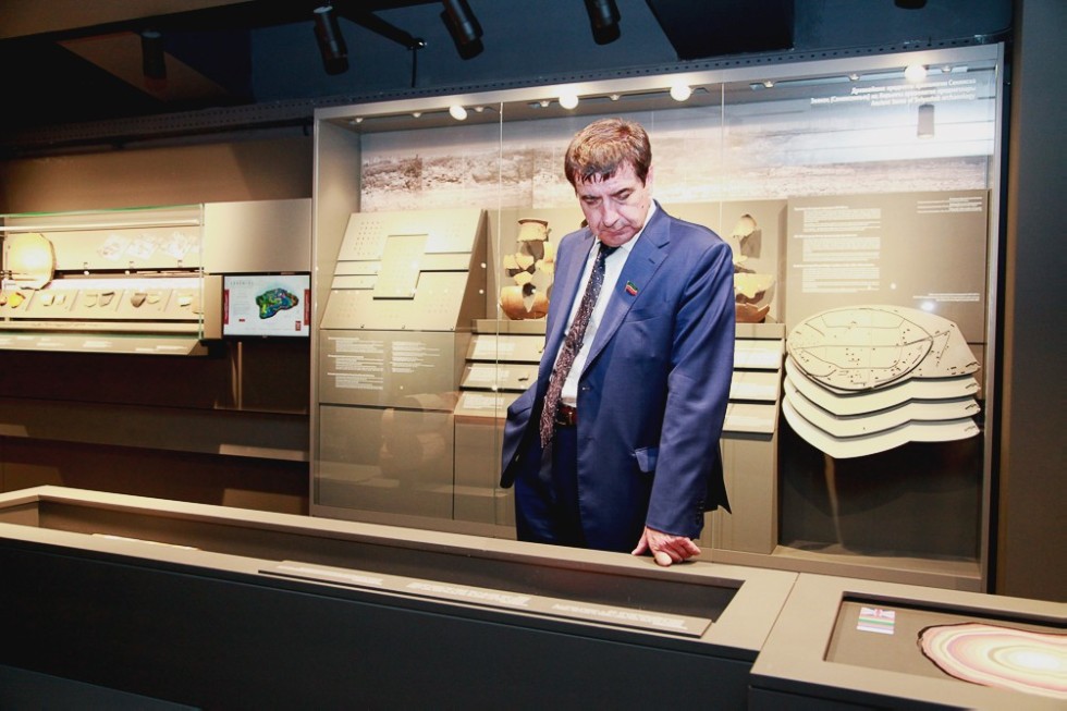 ����� ������