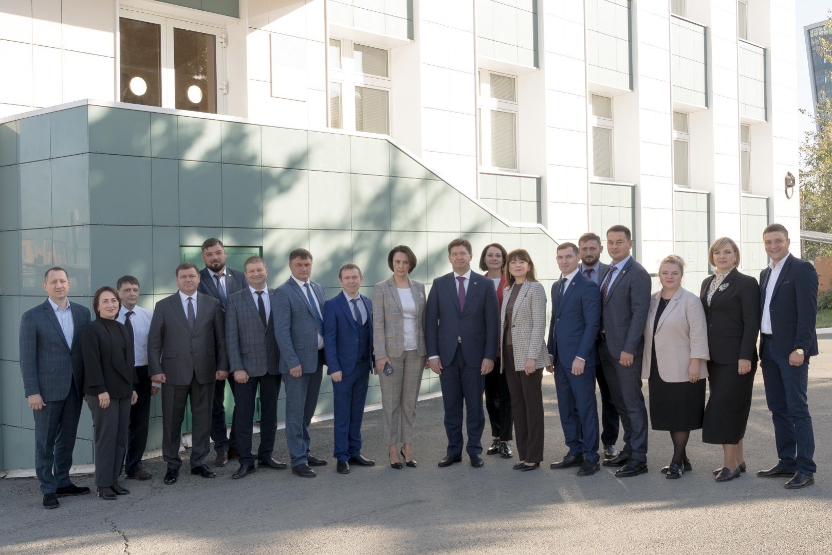 ������� ������ �������� �XECUTIVE ���, MBA