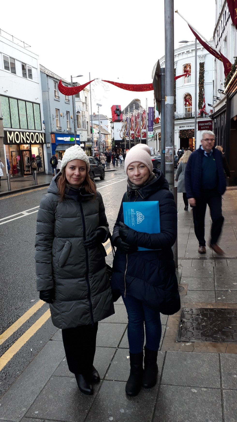 Совмещая науку, учебу и путешествие Совмещая науку, учебу и путешествие