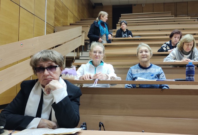 Лектор познакомил слушателей Университета третьего возраста с генеалогической системой российского дворянства Лектор познакомил слушателей Университета третьего возраста с генеалогической системой российского дворянства