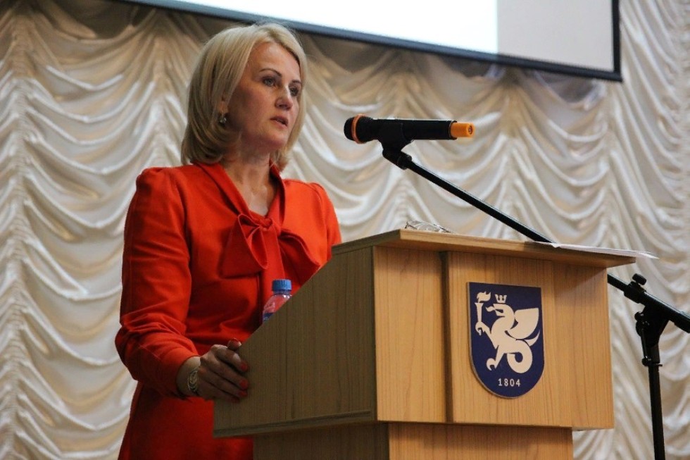 В Елабужском институте КФУ обсудили планы на новый учебный год В Елабужском институте КФУ обсудили планы на новый учебный год