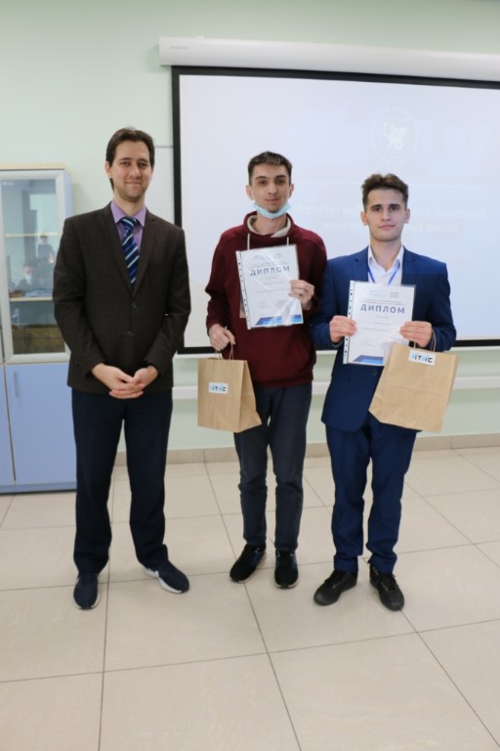 ��������� ����� ������ ������ ���� 