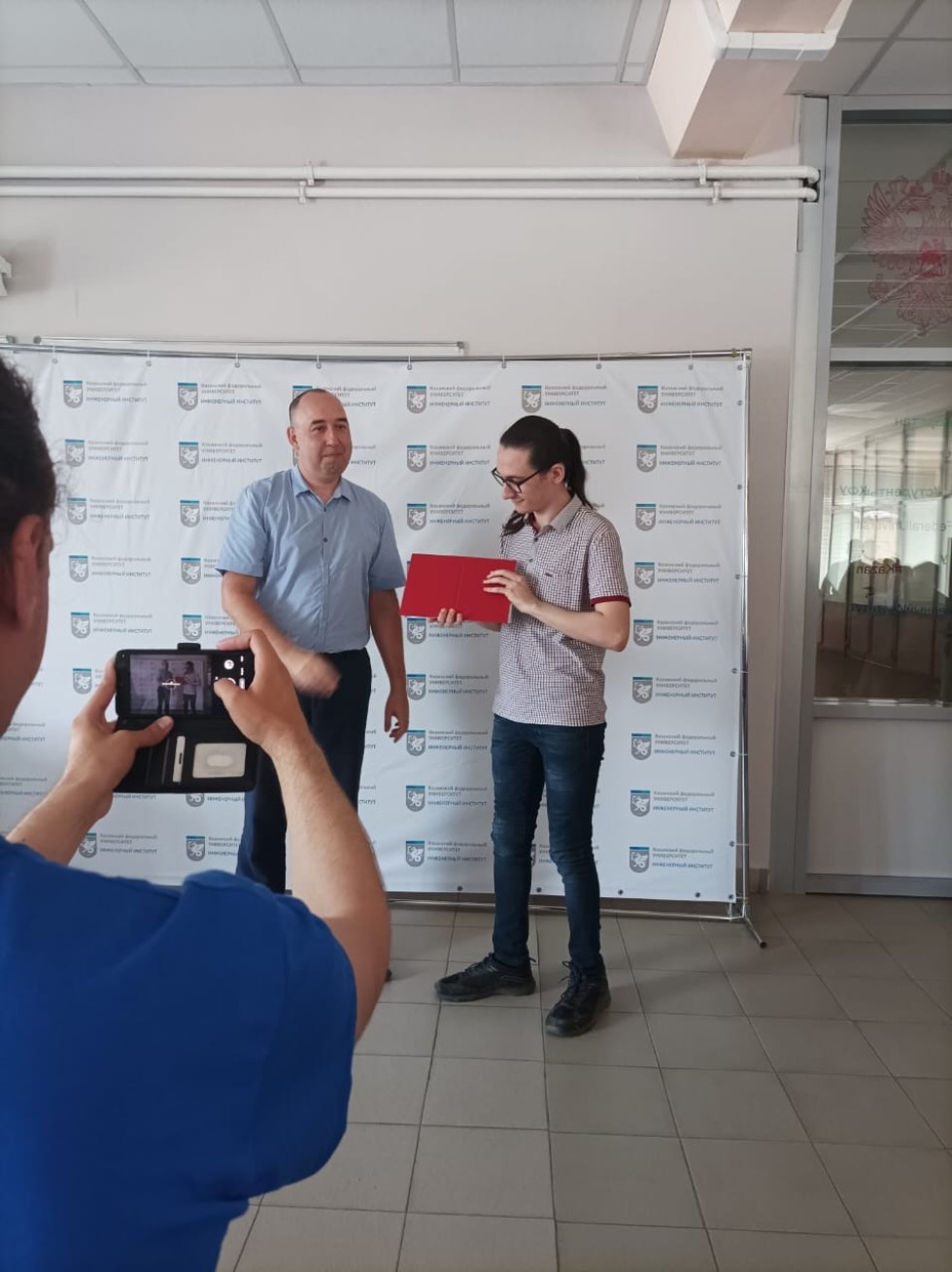 Торжественное вручение дипломов выпускникам Инженерного института Торжественное вручение дипломов выпускникам Инженерного института