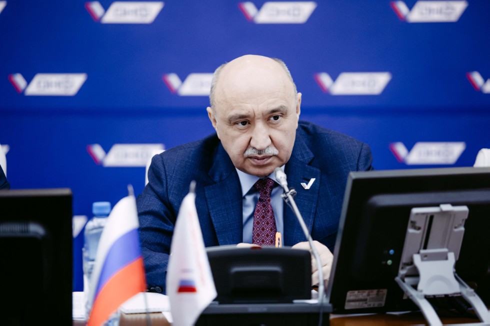 1st Media Congress of All-Russia People's Front held at Kazan University 1st Media Congress of All-Russia People's Front held at Kazan University