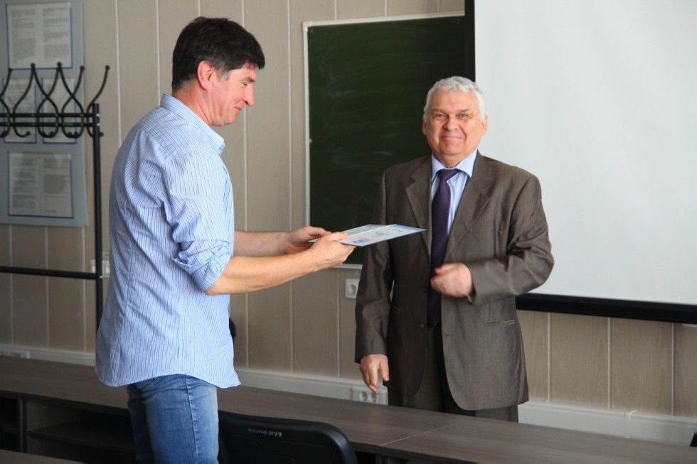 ����� ��������� ������������ 