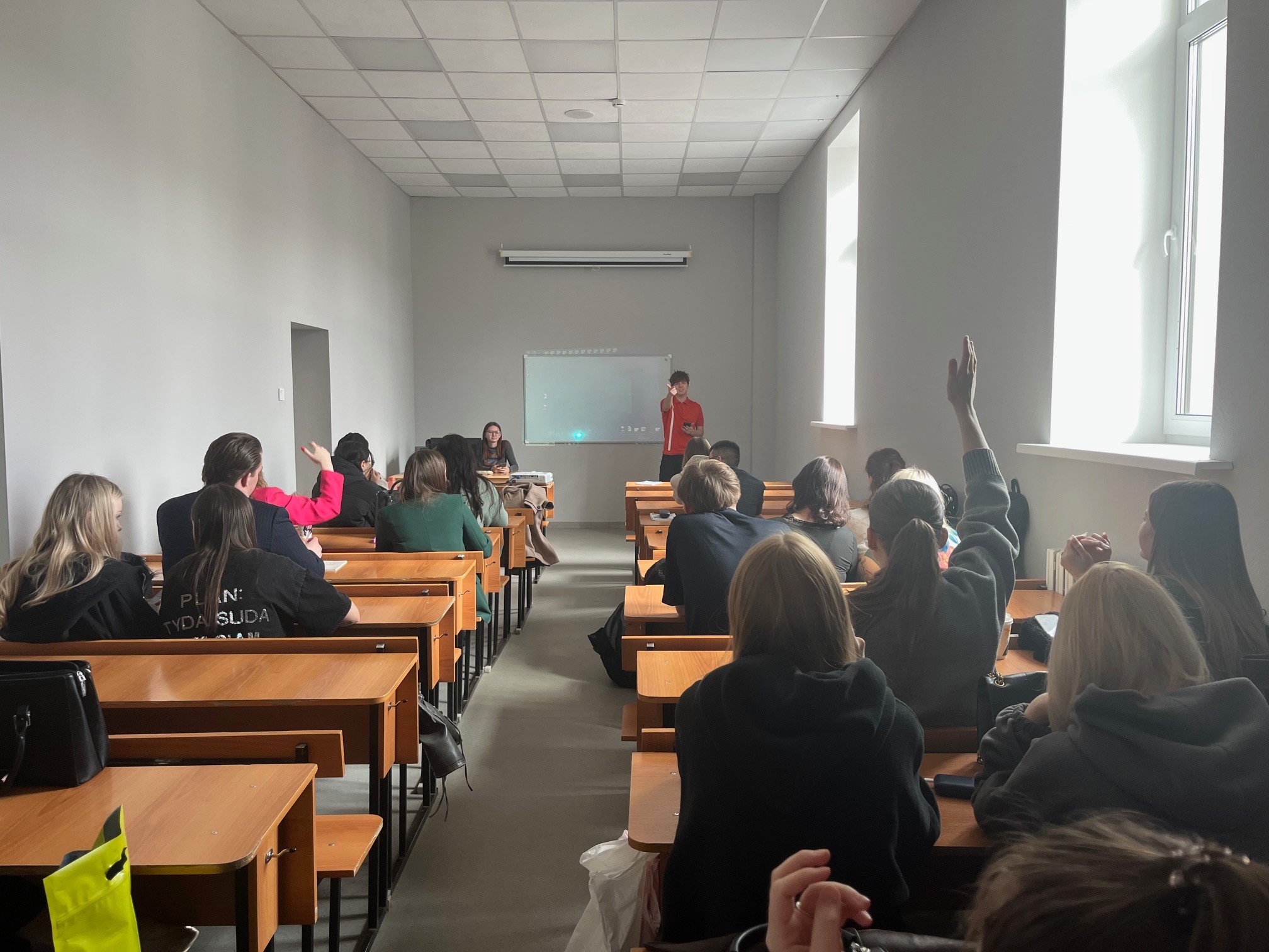 Несколько фактов о Войне? Продолжение цикла кураторских часов, посвященных Великой Победе Несколько фактов о Войне? Продолжение цикла кураторских часов, посвященных Великой Победе