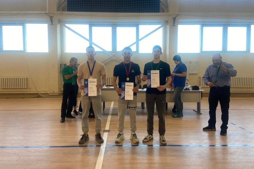 Победителями Спартакиады студентов и аспирантов КФУ по армрестлингу стали студенты Елабужского института КФУ Победителями Спартакиады студентов и аспирантов КФУ по армрестлингу стали студенты Елабужского института КФУ