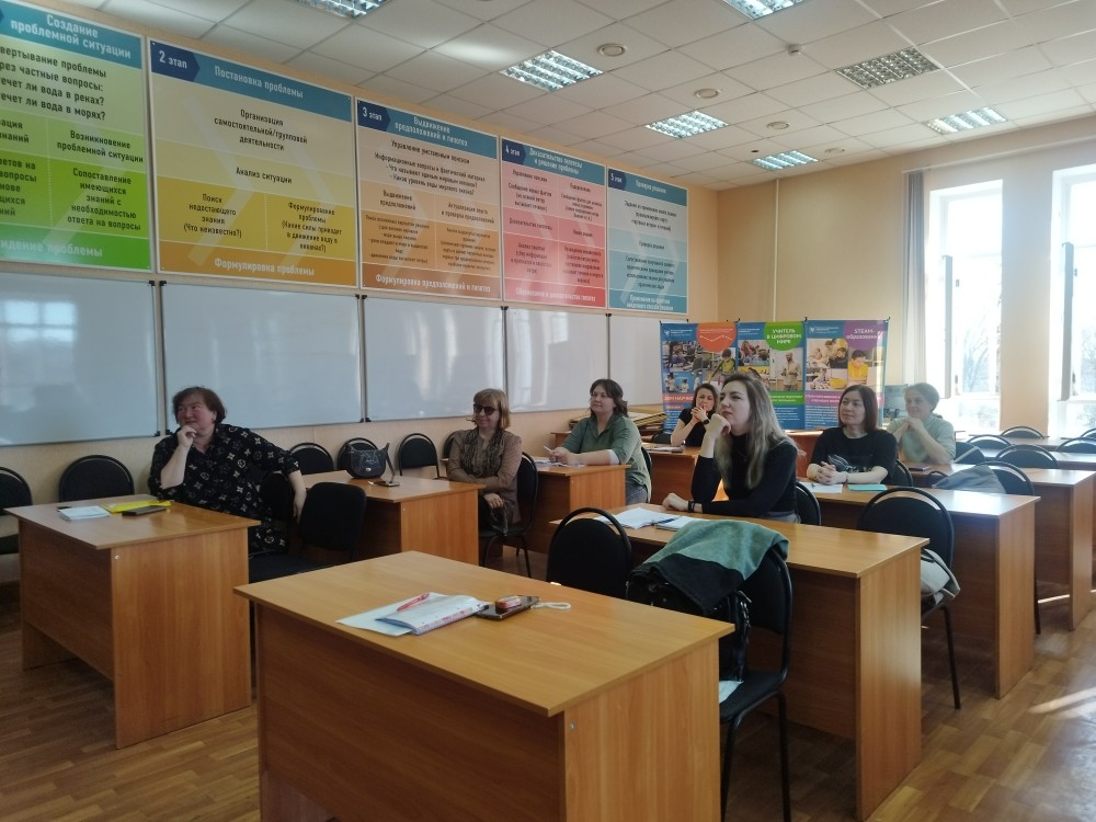 В Елабужском институте КФУ прошли курсы повышения квалификации для педагогов В Елабужском институте КФУ прошли курсы повышения квалификации для педагогов