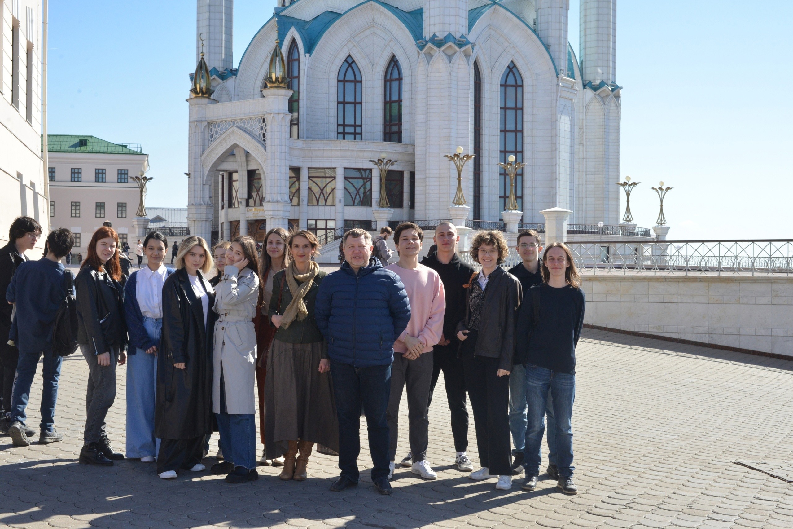 Студенты-теологи на экскурсии Студенты-теологи на экскурсии