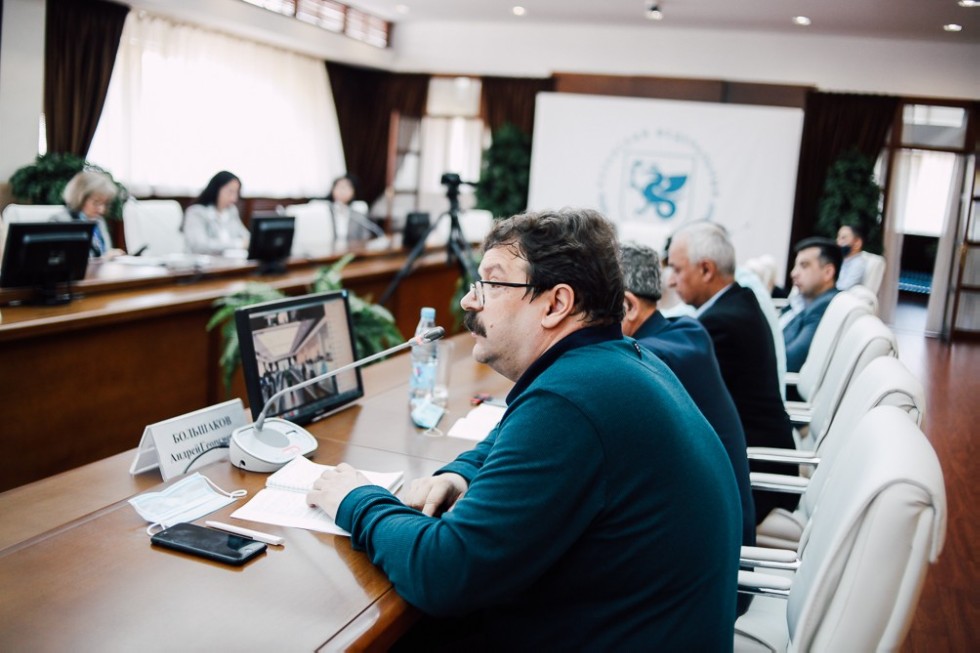 ������ ���� ������ ������������� ����������� '������ ? �����������: ������������ ���� ���������������� � �������������������� ��������'