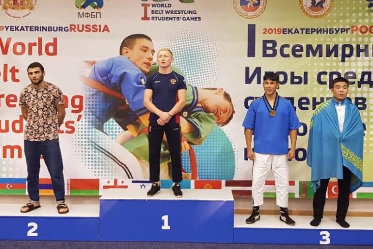 'Бронза' с золотым отливом 'Бронза' с золотым отливом