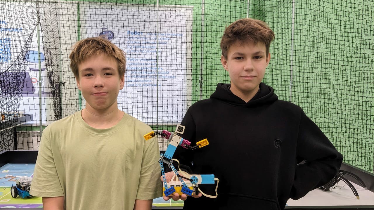 Елабужские школьники приняли участие в профессиональных пробах Елабужские школьники приняли участие в профессиональных пробах