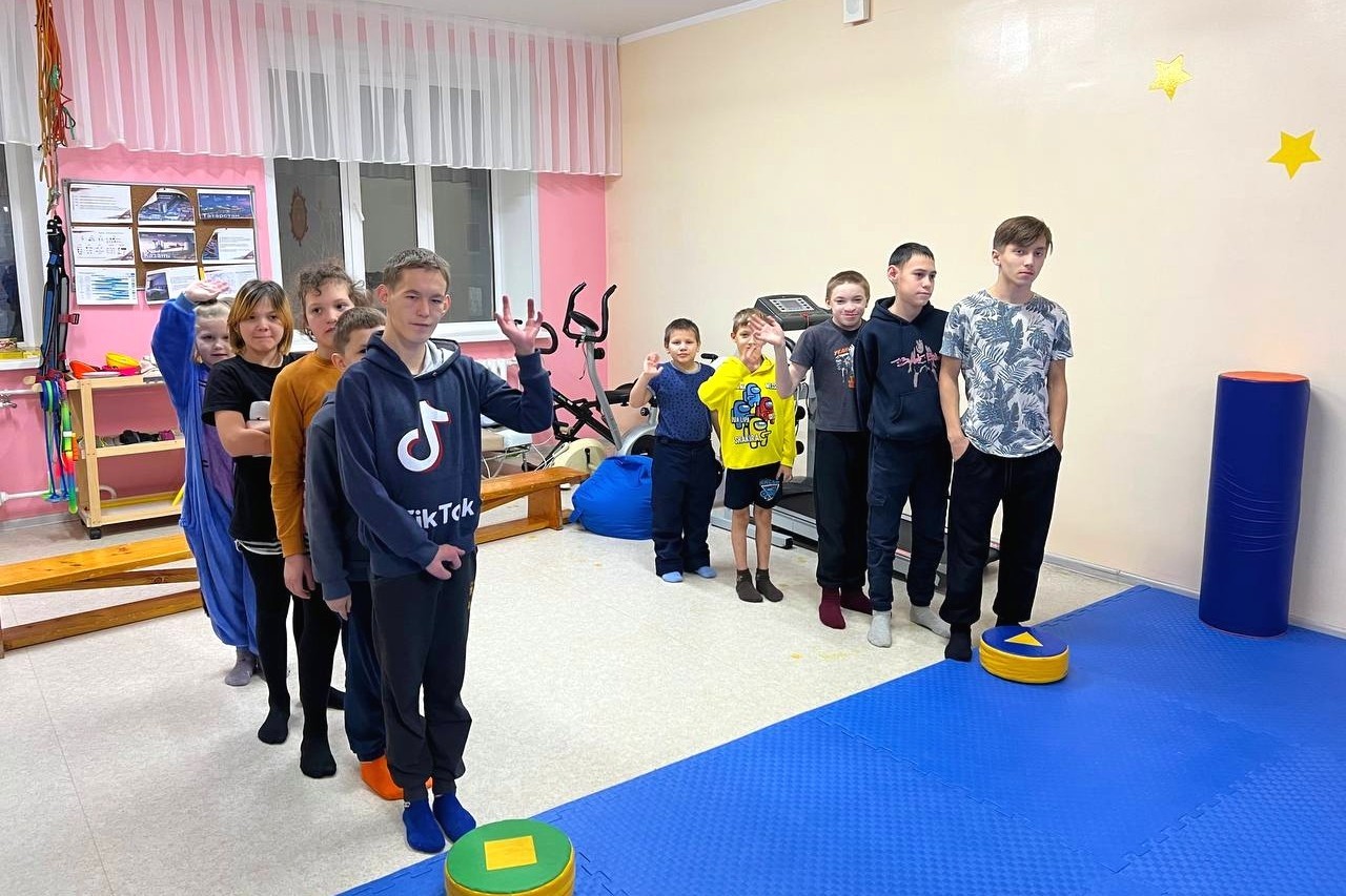 'Веселые старты' организовали волонтеры 'Кафедры добра' 'Веселые старты' организовали волонтеры 'Кафедры добра'