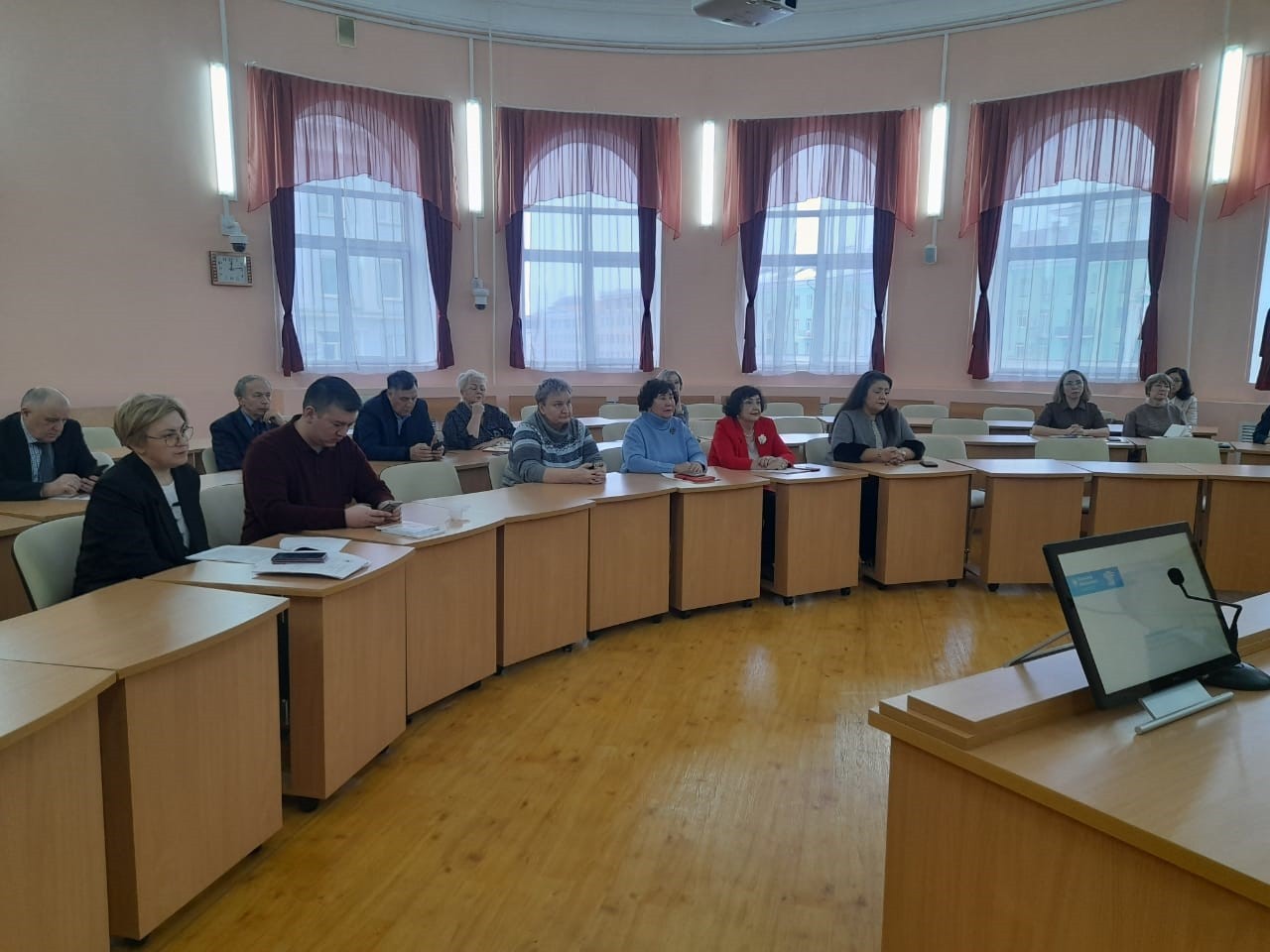 �������� ��������� ������� ������ ��������� ���������� � ����������� ���