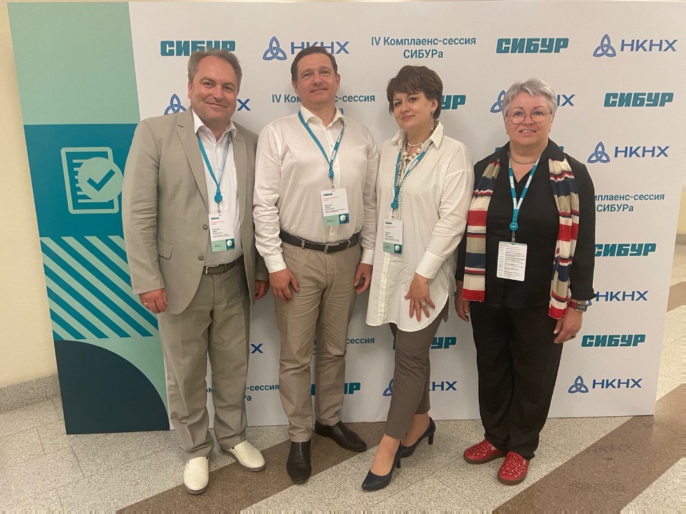 IV ���������-������ ��� �����