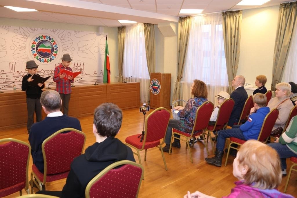 Доцент Елена Гущина выступила в Доме Дружбы народов РТ с лекцией о географе и этнографе Бруно Адлере Доцент Елена Гущина выступила в Доме Дружбы народов РТ с лекцией о географе и этнографе Бруно Адлере