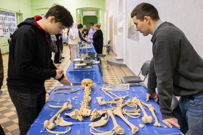 В Елабужском институте КФУ состоялся День открытых дверей В Елабужском институте КФУ состоялся День открытых дверей