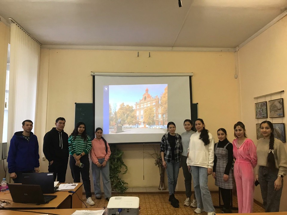 На отделении математики и естественных наук провели неделю, посвященную юбилею вуза На отделении математики и естественных наук провели неделю, посвященную юбилею вуза