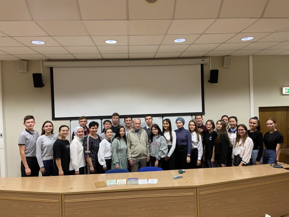 Болгар чоры каберташлары ни сөйли? Болгар чоры каберташлары ни сөйли?