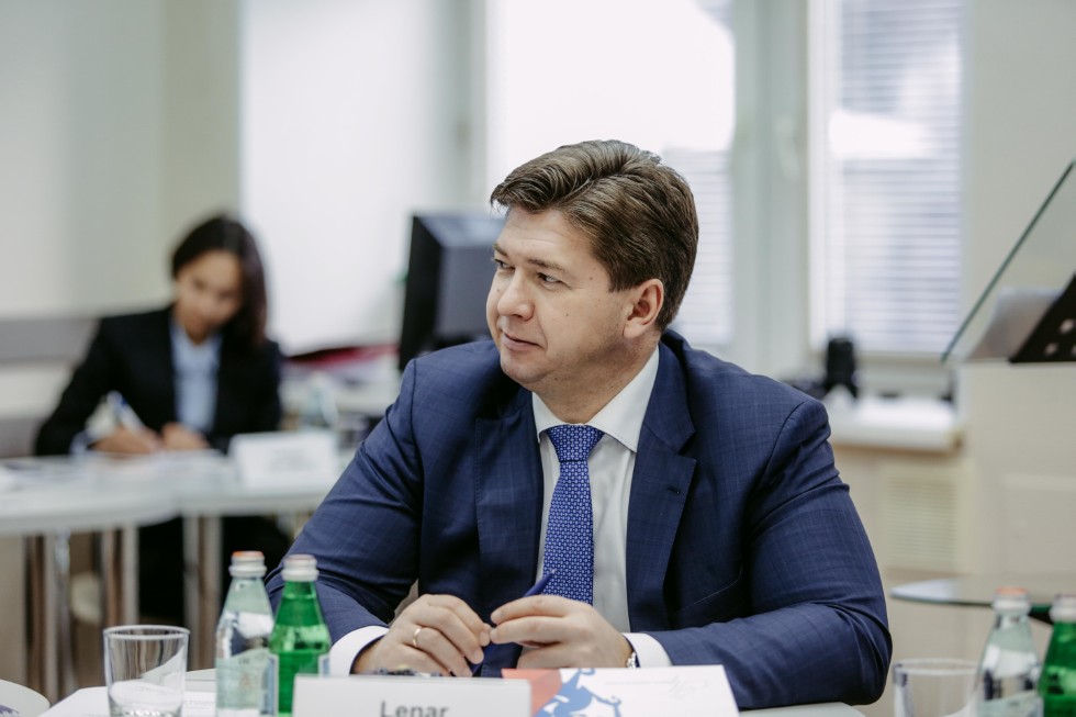 Sixth meeting of the Advisory Board of the Higher School Business Sixth meeting of the Advisory Board of the Higher School Business