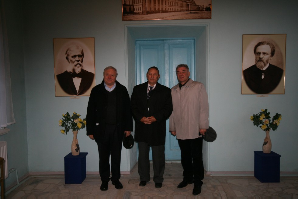 С юбилеем, Наиль Абдуллович! С юбилеем, Наиль Абдуллович!