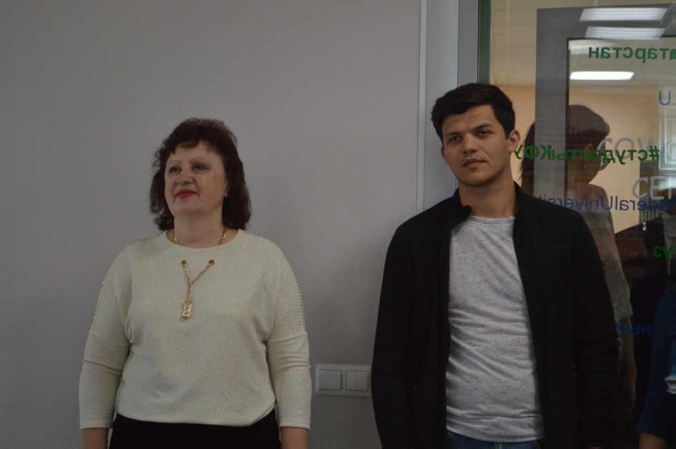 ����� ��������� ���� ������������� 