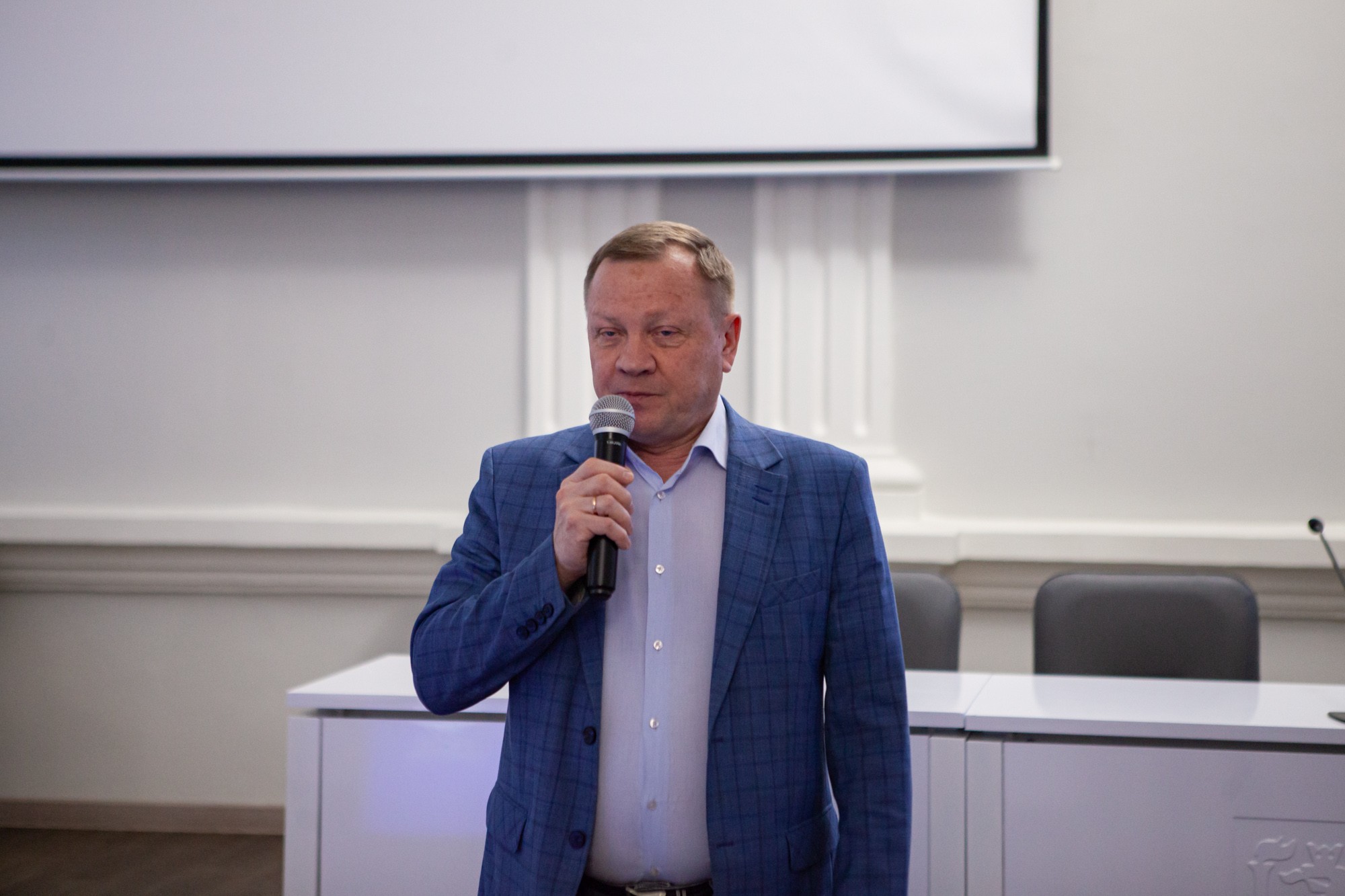 В Елабужском институте КФУ прошел День открытых дверей В Елабужском институте КФУ прошел День открытых дверей