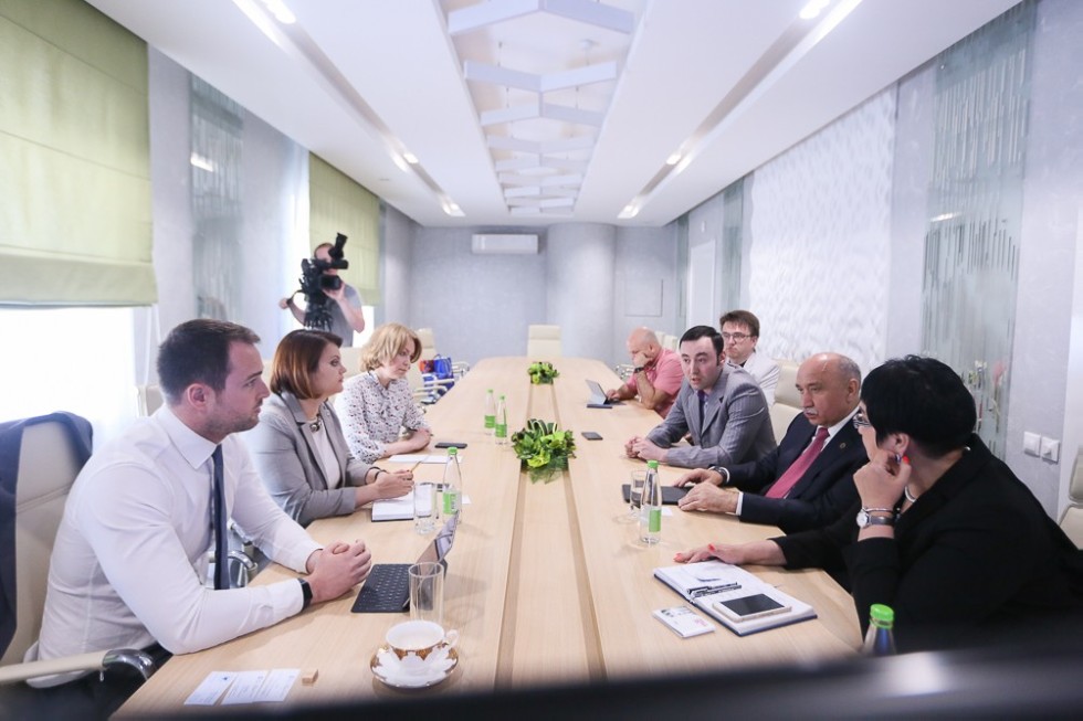 KFU and London School of Economics on track to finalize joint degree deal KFU and London School of Economics on track to finalize joint degree deal