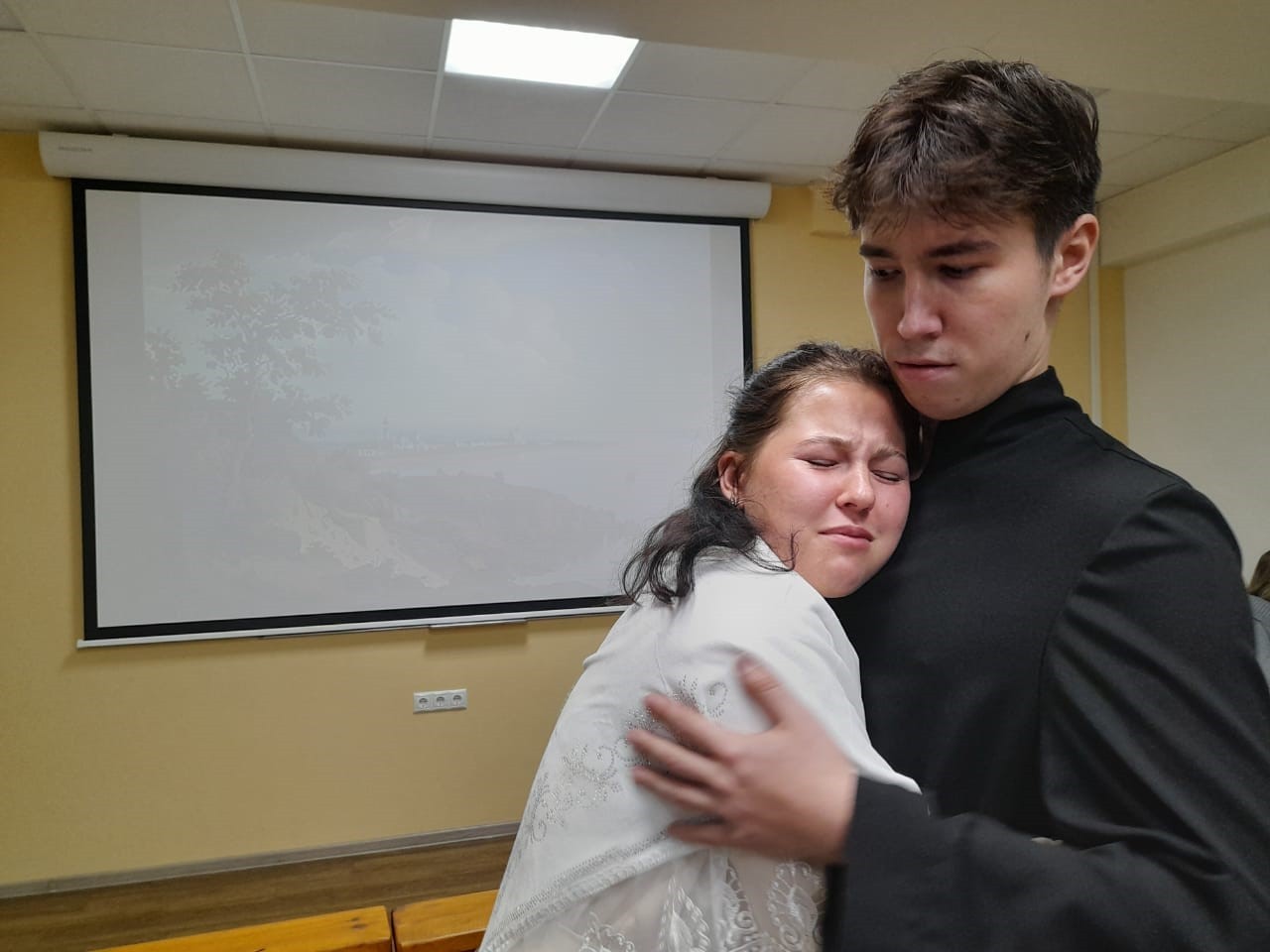 Студенческий театр Института психологии и образования 'Триумф' выходит на финальный уровень подготовки к конкурсу 'Премьера' Студенческий театр Института психологии и образования 'Триумф' выходит на финальный уровень подготовки к конкурсу 'Премьера'