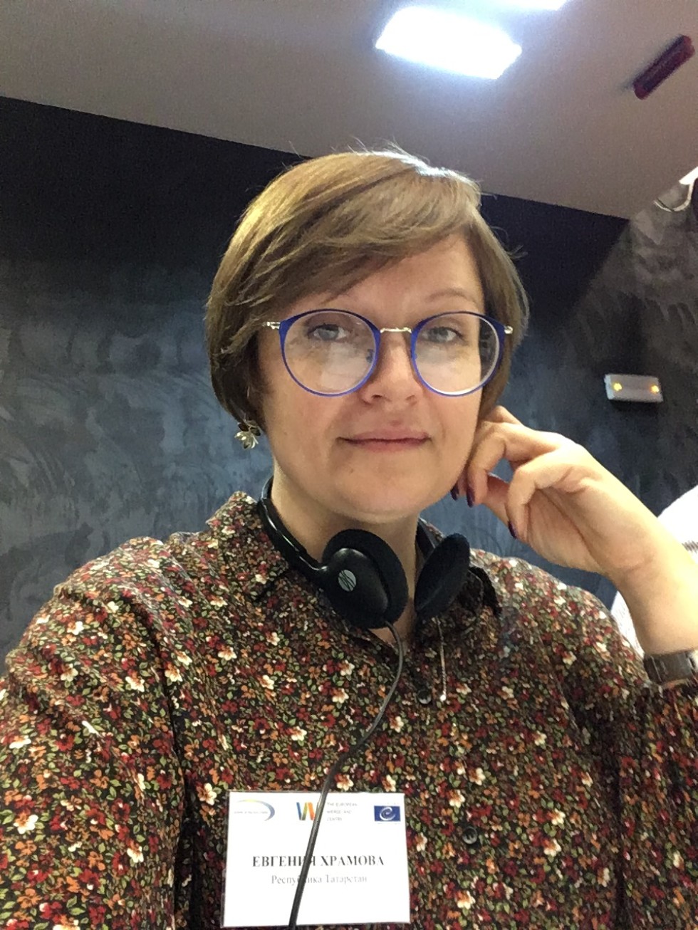 ����������