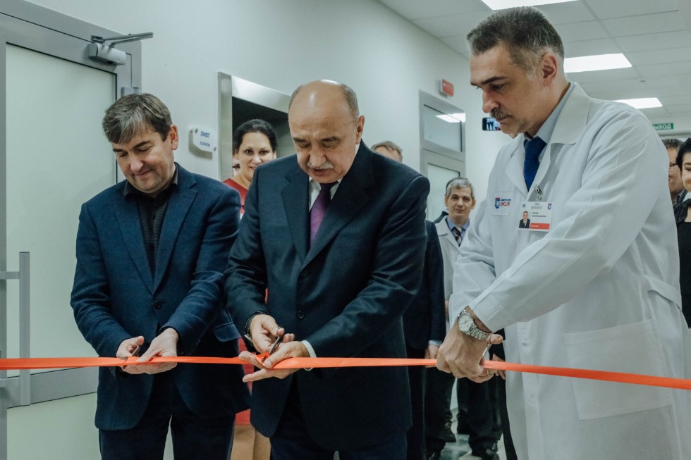 EduTech and new University Clinic facilities showed to the Board of Academics EduTech and new University Clinic facilities showed to the Board of Academics
