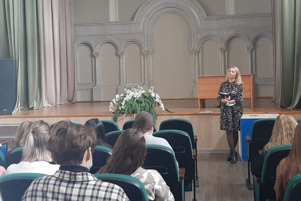 Прошла встреча студентов отделения иностранных языков с заведующим отделения Прошла встреча студентов отделения иностранных языков с заведующим отделения