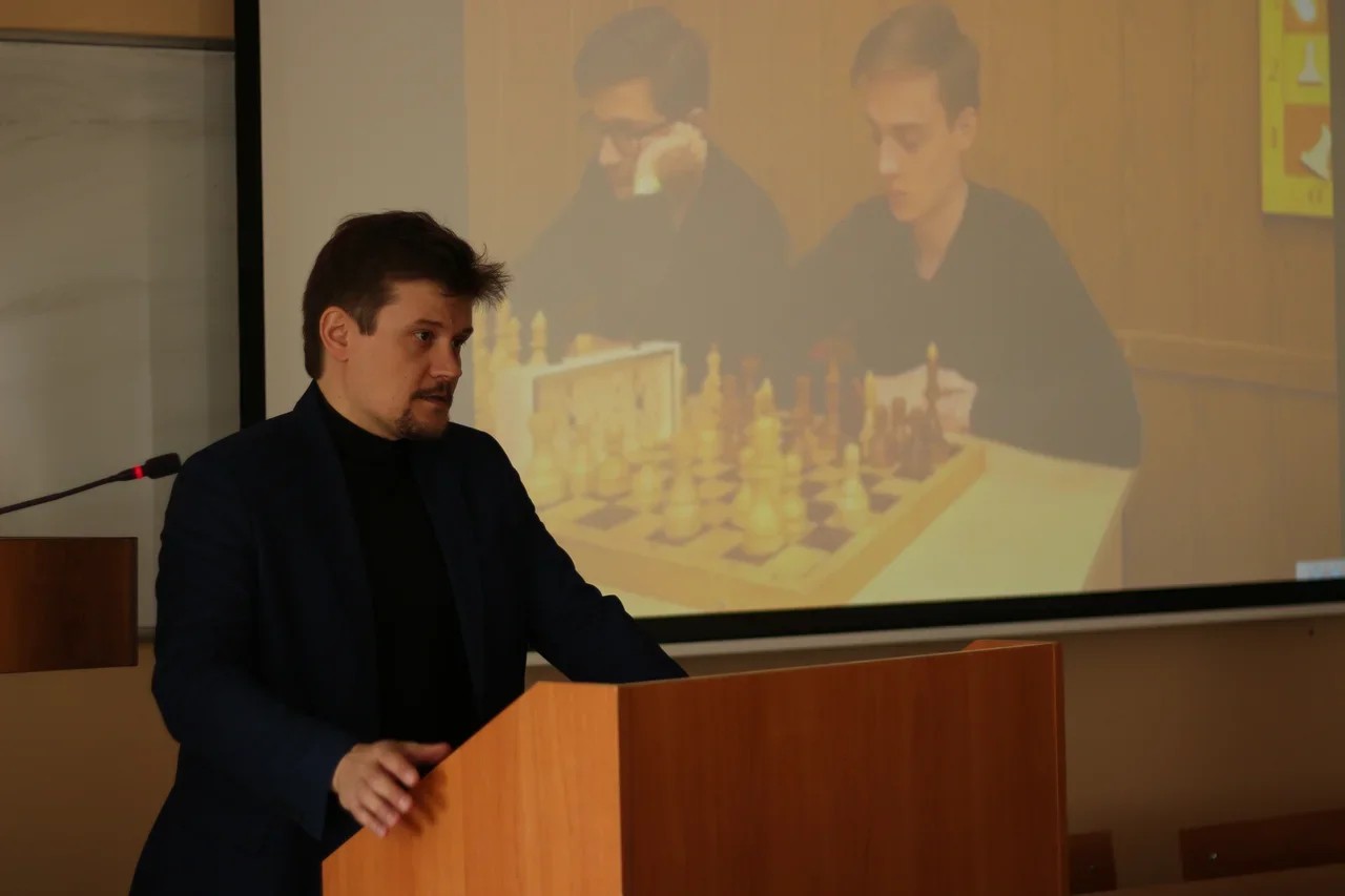 ��� � ������� ��������������. � - ������� ������