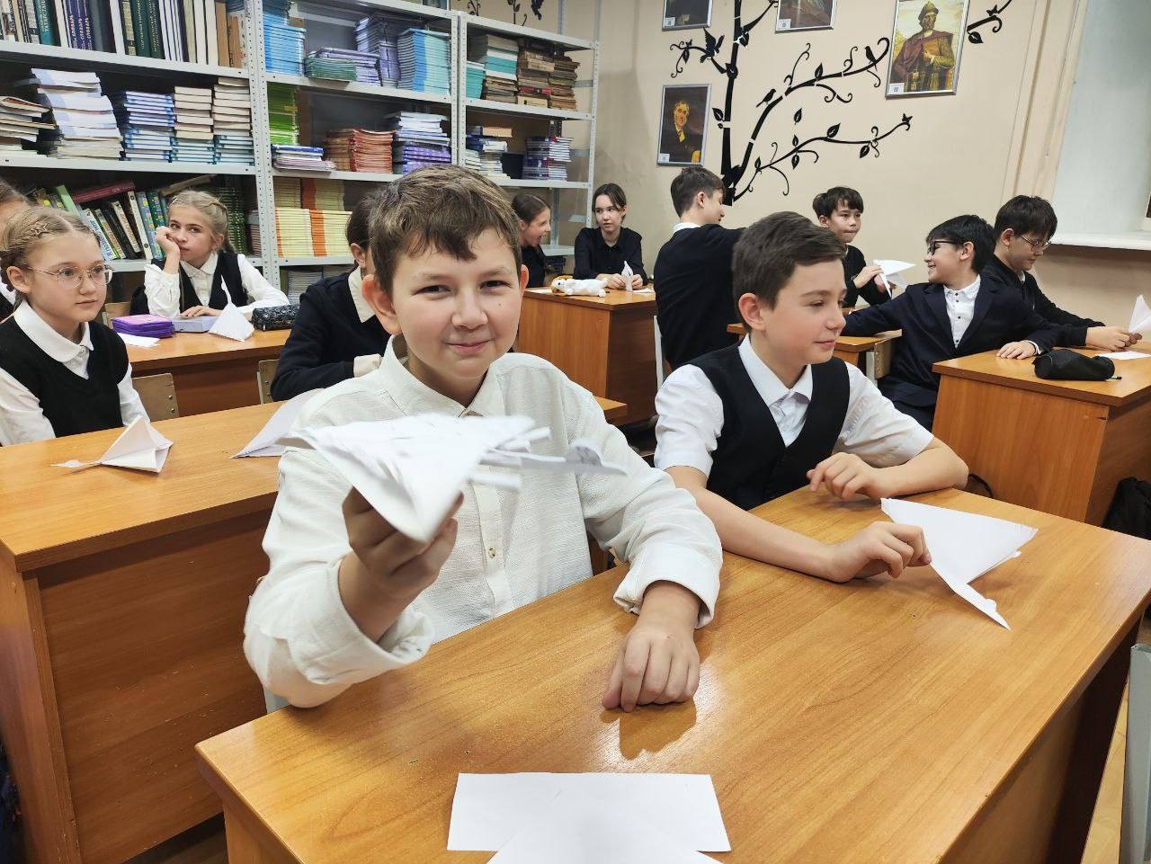 Волонтеры Института математики и механики имени Н.И.Лобачевского провели мастер-класс для учеников лицея Волонтеры Института математики и механики имени Н.И.Лобачевского провели мастер-класс для учеников лицея