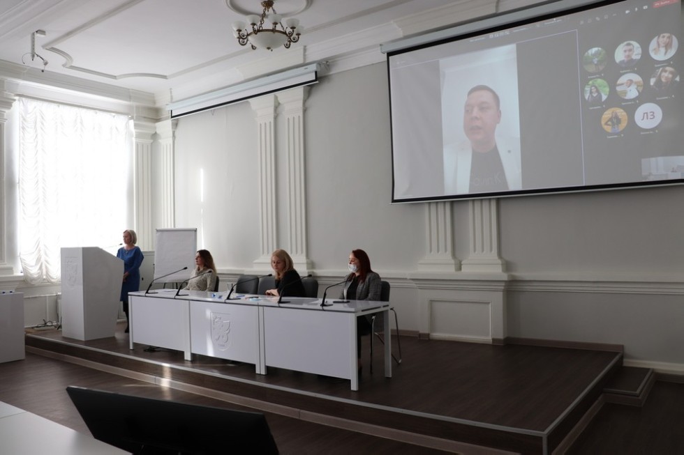 В Елабужском институте КФУ состоялся День открытых дверей для желающих обучаться по программам магистратуры В Елабужском институте КФУ состоялся День открытых дверей для желающих обучаться по программам магистратуры