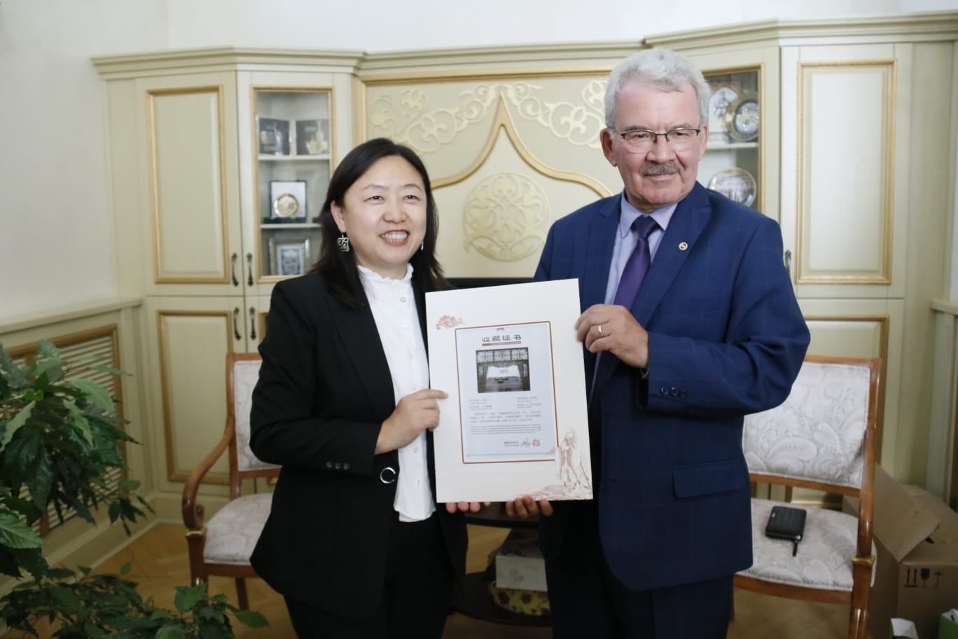 Делегация Шаньдунского педагогического университета посетила ИМОИиВ Делегация Шаньдунского педагогического университета посетила ИМОИиВ