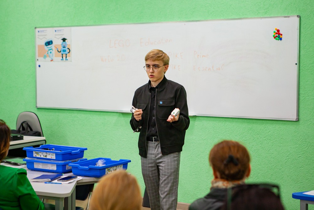 В Елабужском институте КФУ начались курсы повышения квалификации 'Цифровые технологии реализации новых модулей учебного предмета 'Технология' В Елабужском институте КФУ начались курсы повышения квалификации 'Цифровые технологии реализации новых модулей учебного предмета 'Технология'