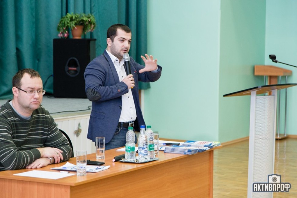 Двери Набережночелнинского института КФУ открыты для школ Нижнекамска Двери Набережночелнинского института КФУ открыты для школ Нижнекамска